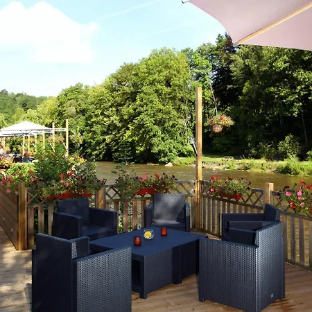 Val De La Cascade 3* 스타블로