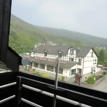 Val De La Cascade Hotel