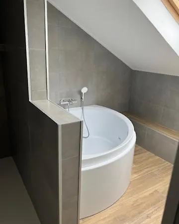 Hotell Val De La Cascade Stavelot