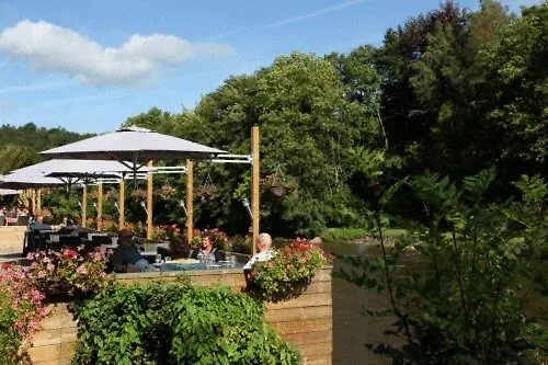 Val De La Cascade Hotel