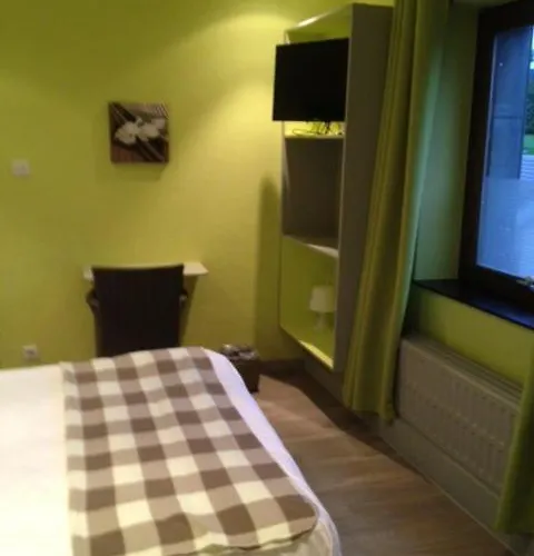 Hotel Val De La Cascade 3*