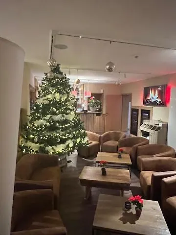 Val De La Cascade Hotel