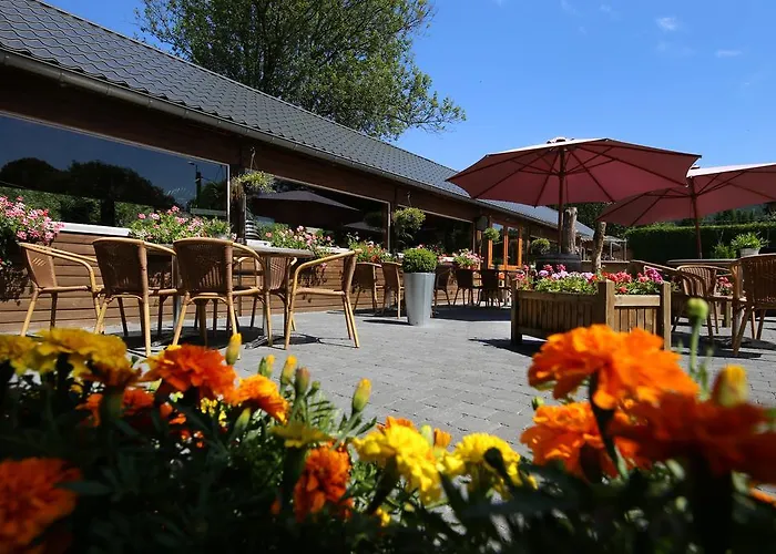 Val De La Cascade Hotel